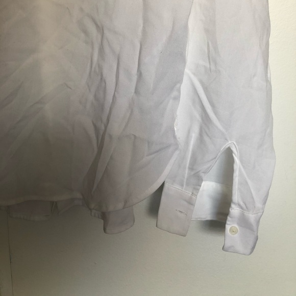 Soft UNIQLO Dress Shirt - Picture 6 of 6